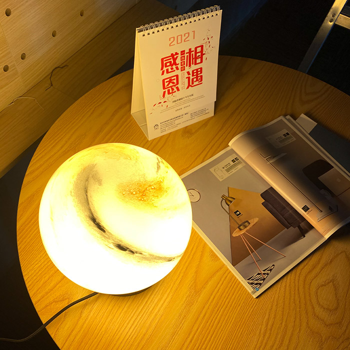 Kuinka Moon Night Light toimii?